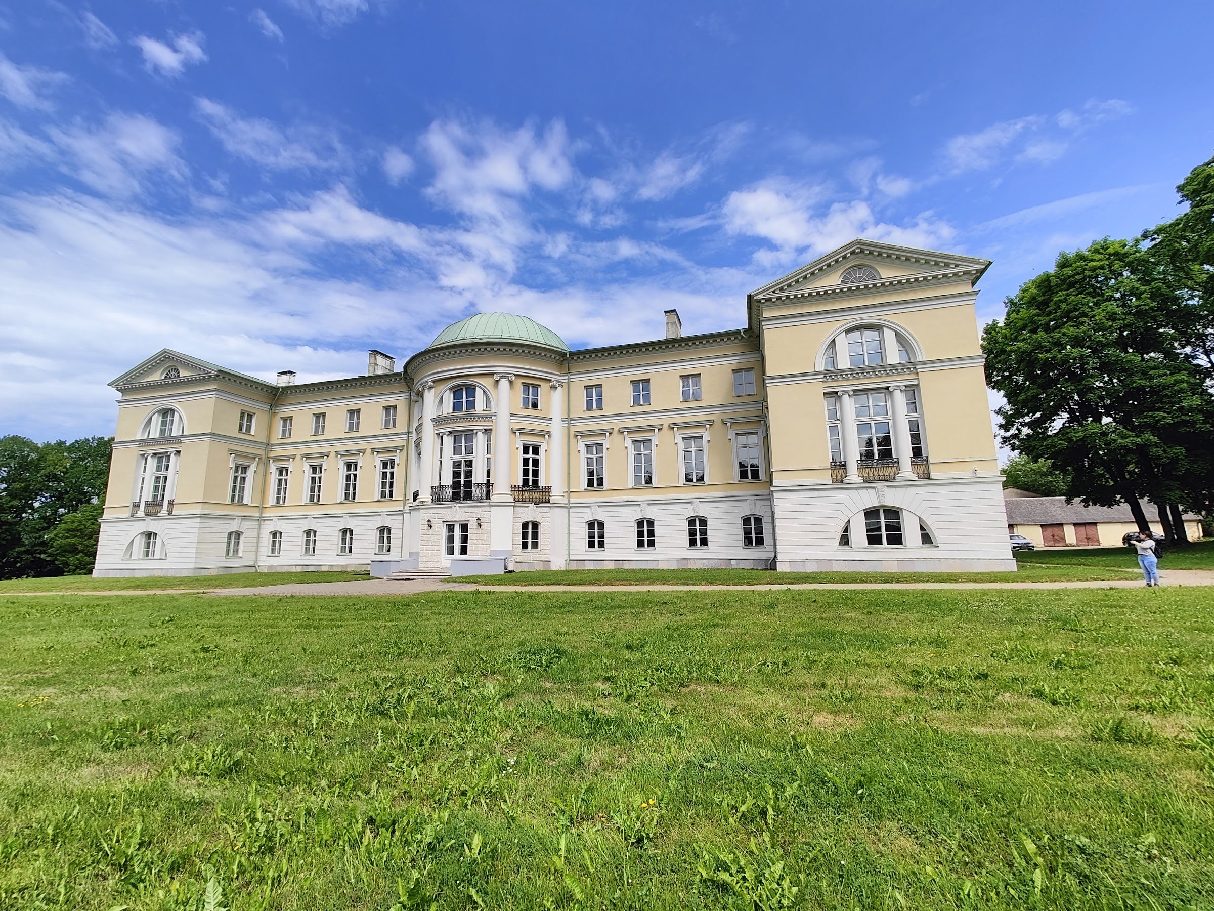 Mežotne Palace